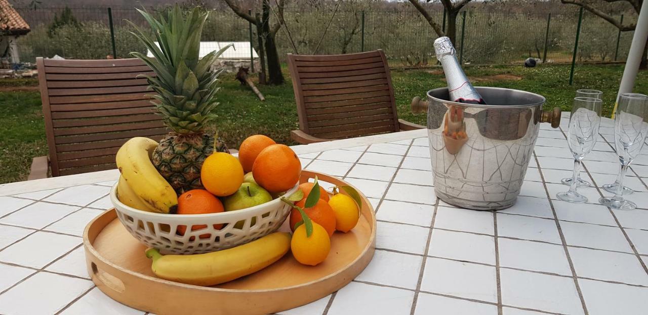 Casa Istria Villa Buje Eksteriør billede