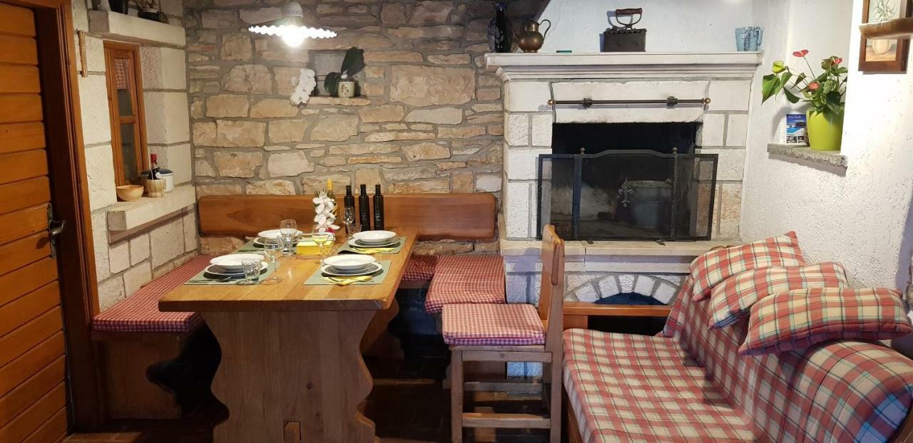Casa Istria Villa Buje Eksteriør billede