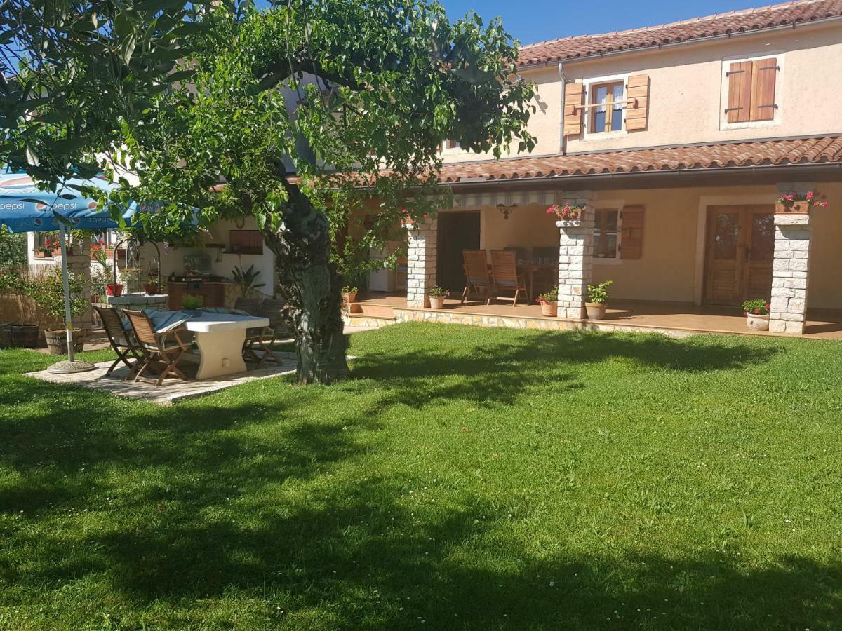 Casa Istria Villa Buje Eksteriør billede