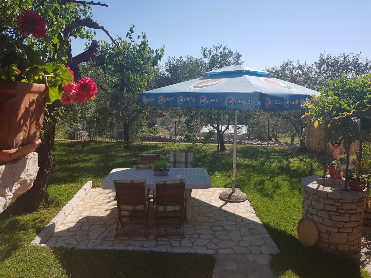Casa Istria Villa Buje Eksteriør billede
