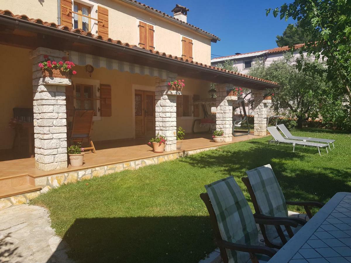 Casa Istria Villa Buje Eksteriør billede
